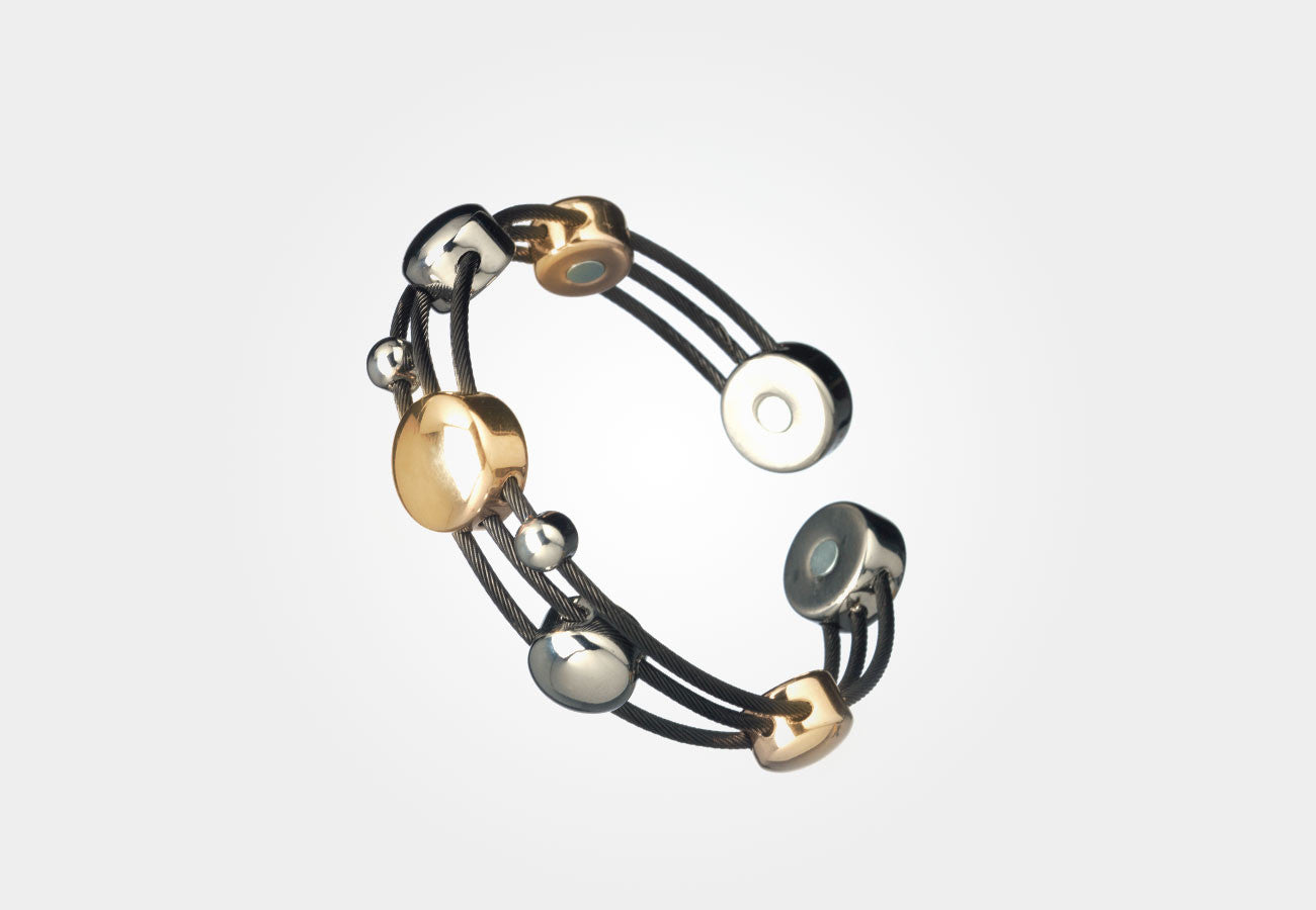 Elementum Magnetic Jewelry Chord Black Stainless Steel Gold