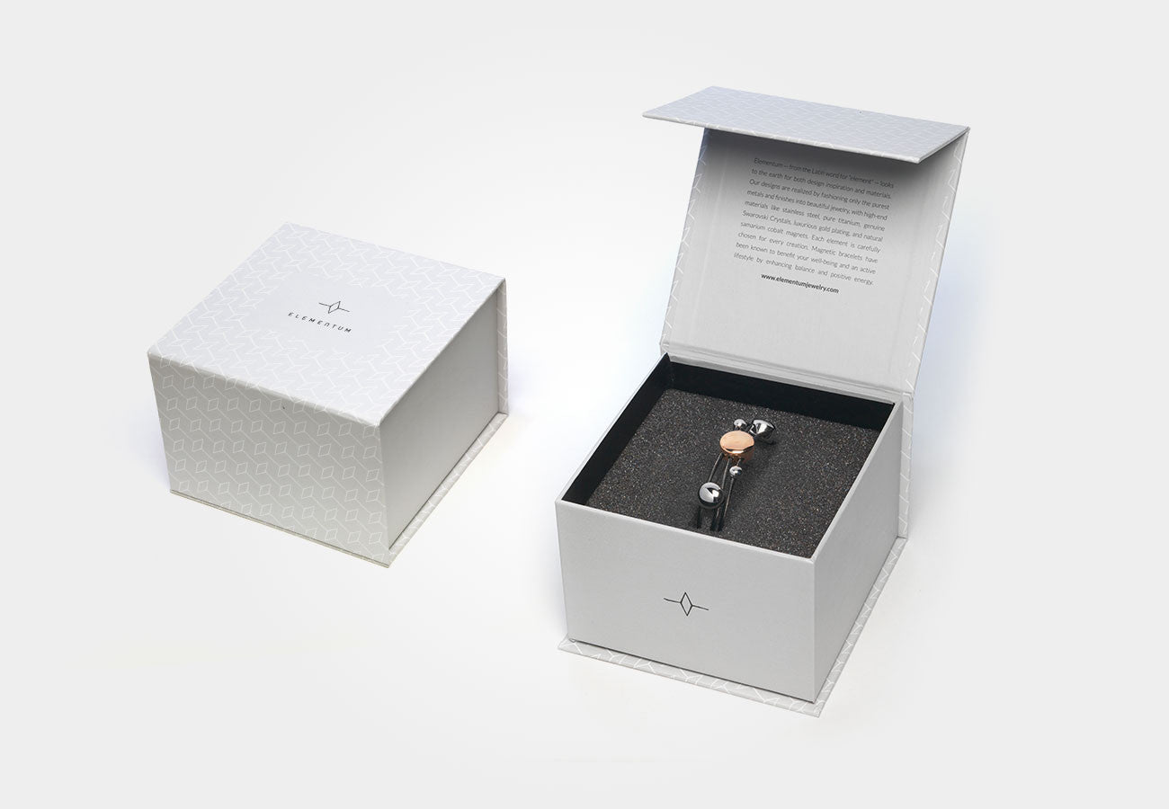 Elementum Magnetic Jewelry Chord Black Stainless Steel Gold