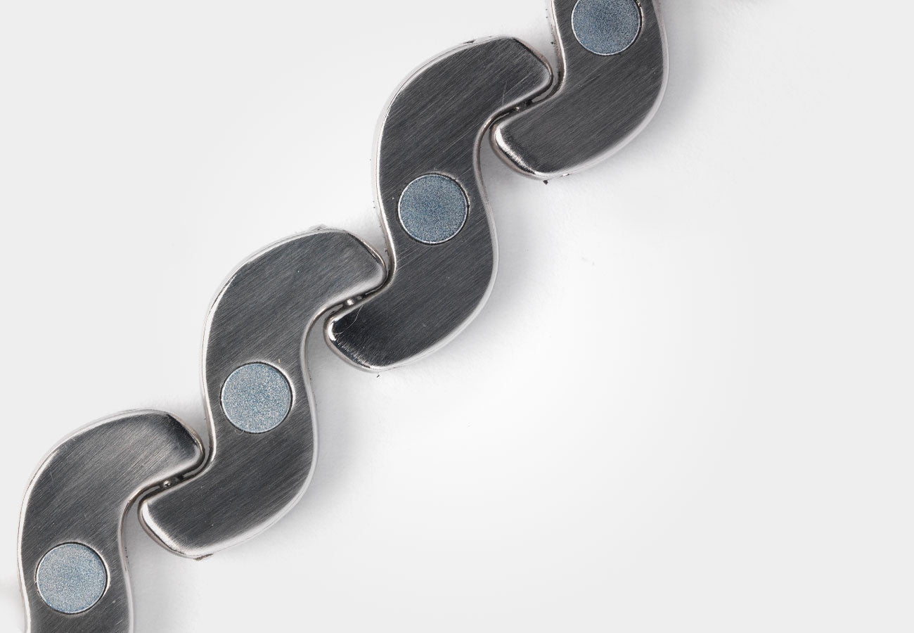 Elementum Magnetic Jewelry Flux Stainless Steel Gold